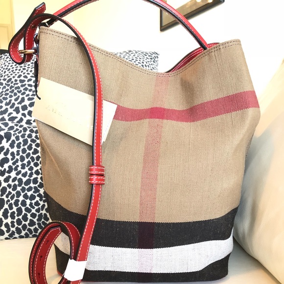 Burberry authentic bag NWT - Picture 2 of 6